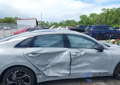 2025 Kia K5 Gt-Line from USA, damaged, VIN KNAG64J70S5353079